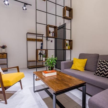 Irina'S Cozy Apartment In Old ティビリシ エクステリア 写真