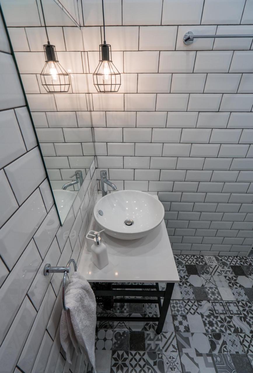 Irina'S Cozy Apartment In Old ティビリシ エクステリア 写真
