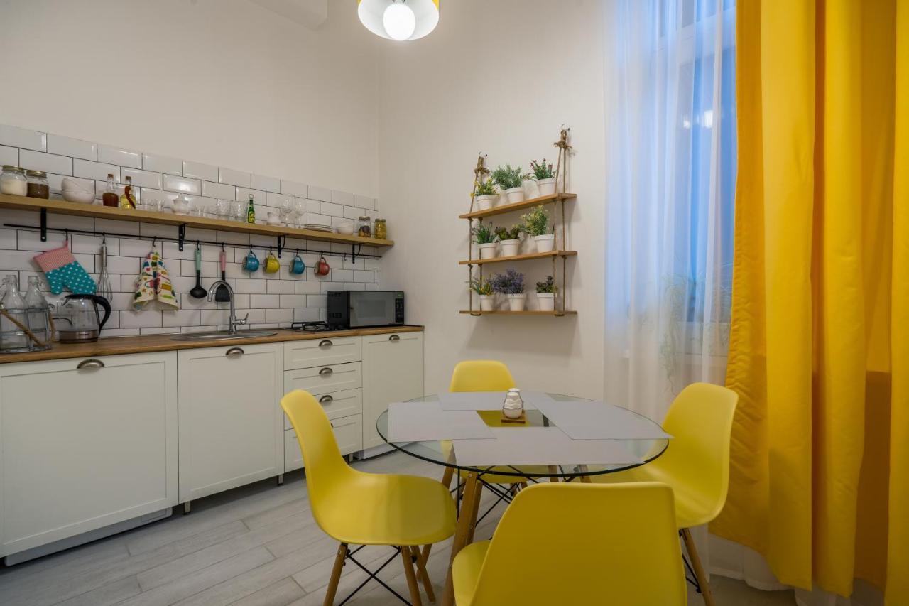 Irina'S Cozy Apartment In Old ティビリシ エクステリア 写真
